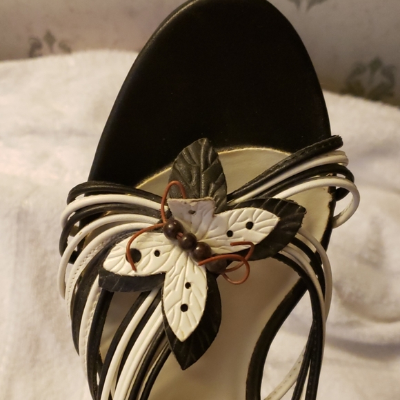 Fredricks of hollywood - Picture 5 of 8